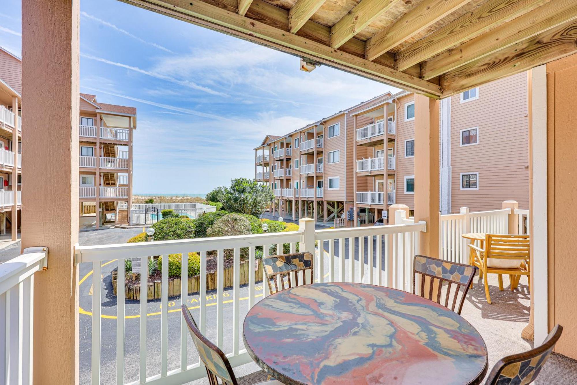 Carolina Beach Condo With Balcony And Ocean Access! Exterior foto